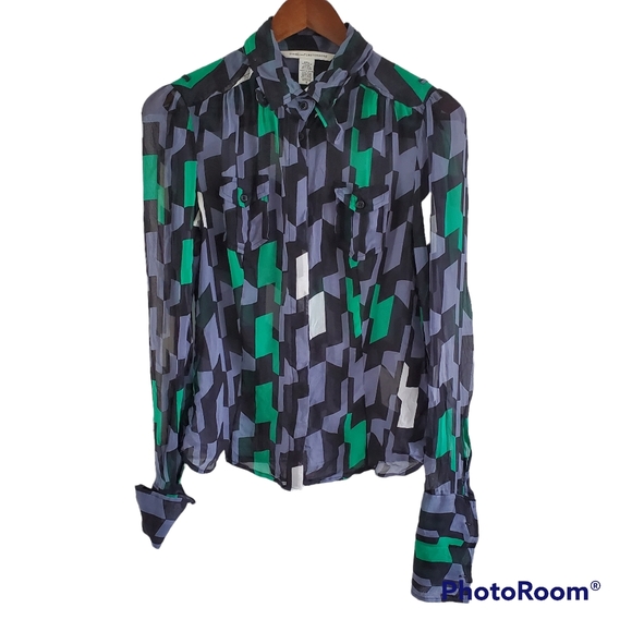 Diane Von Furstenberg Tops - Diane von Furstenberg 100% Silk Green Black Button Blouse Top Womens Size 6
